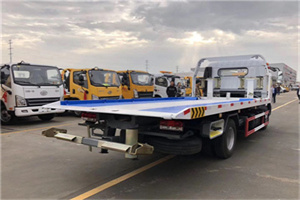 伊犁汽车救援补胎