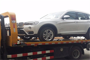 伊犁拖车24小时服务电话